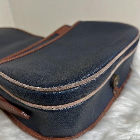 💯Authentic Burberry Shoulder Bag💯 - Picture 8 of 17